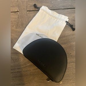 Mejuri black leather Half Moon multi jewelry Case - with bag- never used